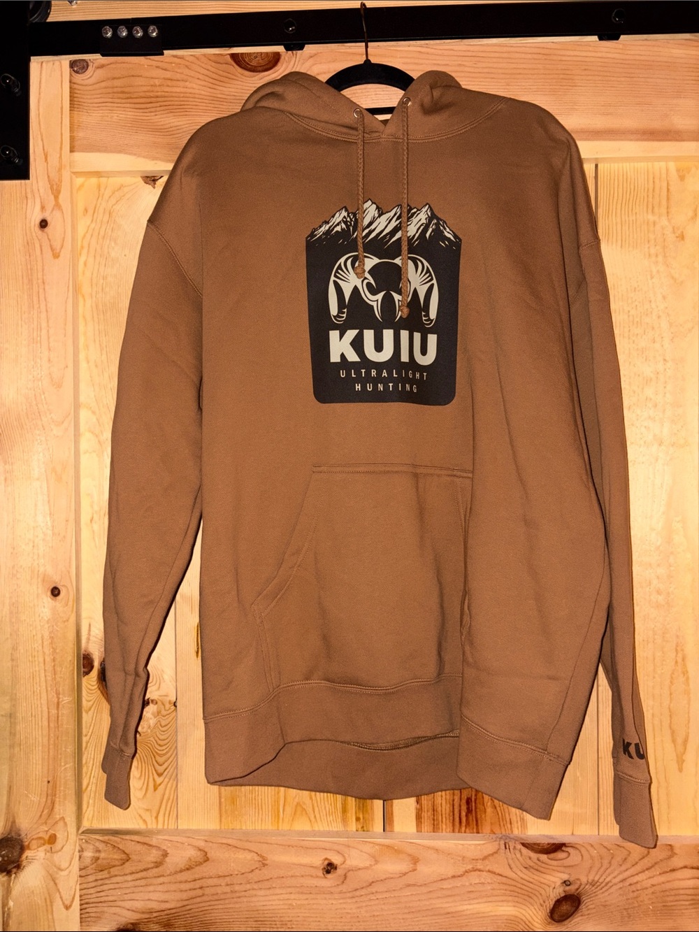 KUIU Tan Logo Pullover Hoodie